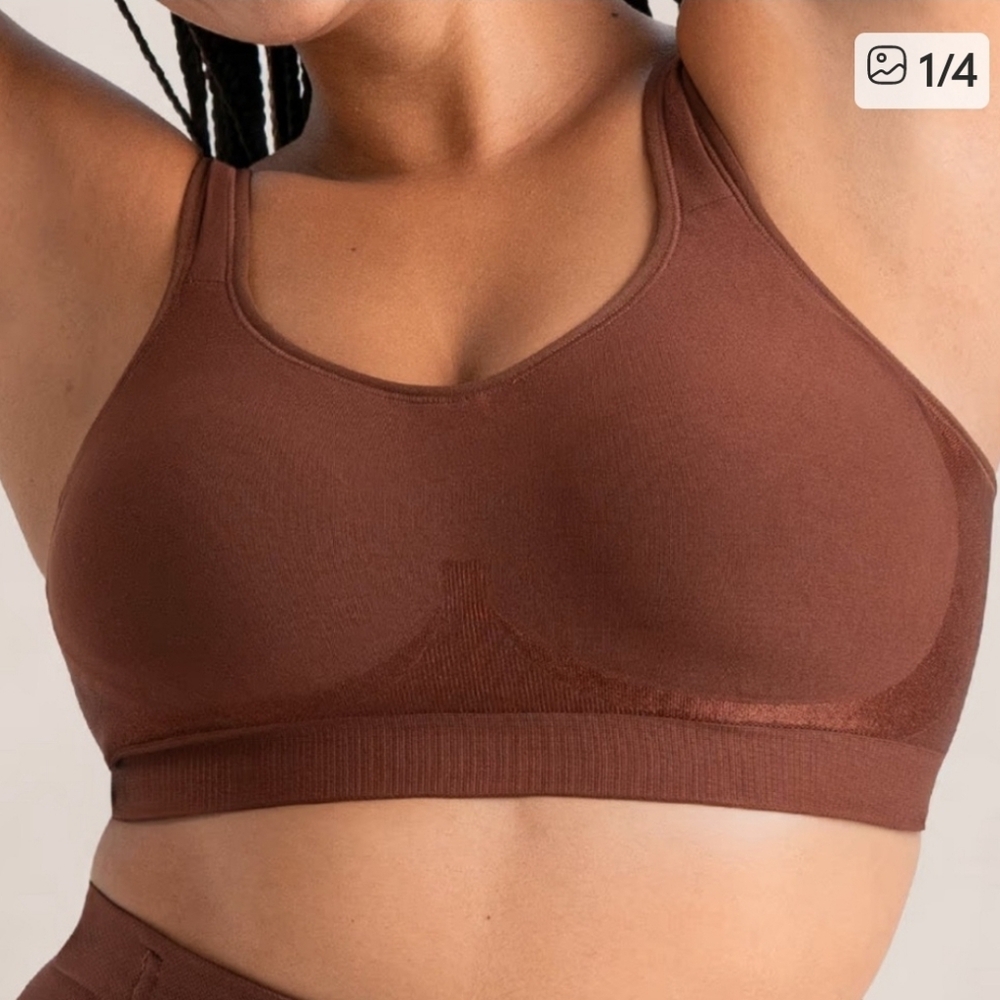 NWT Truekind Everyday Throw-on Wireless Bralette Bra Brown Seamless Size Small